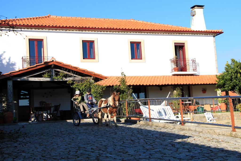 Casa Paz Do Outeiro Bed & Breakfast Paredes de Coura Luaran gambar