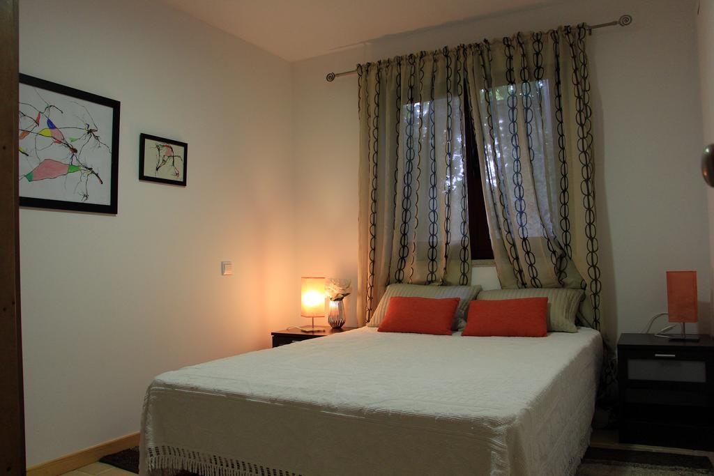Casa Paz Do Outeiro Bed & Breakfast Paredes de Coura Luaran gambar